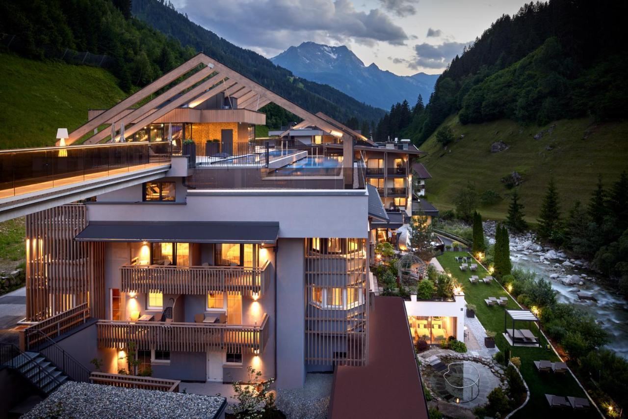 Zillergrundrock Luxury Mountain Resort Mayrhofen Extérieur photo