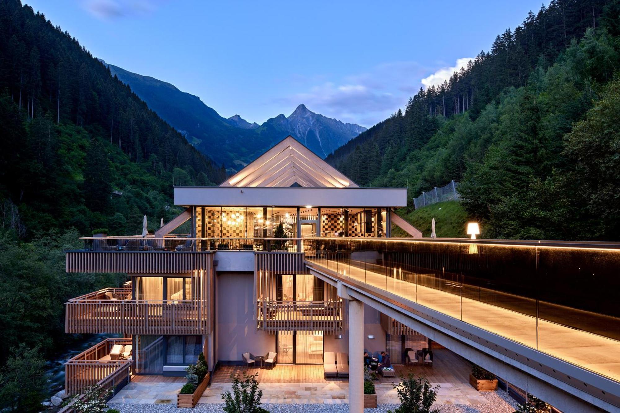 Zillergrundrock Luxury Mountain Resort Mayrhofen Extérieur photo